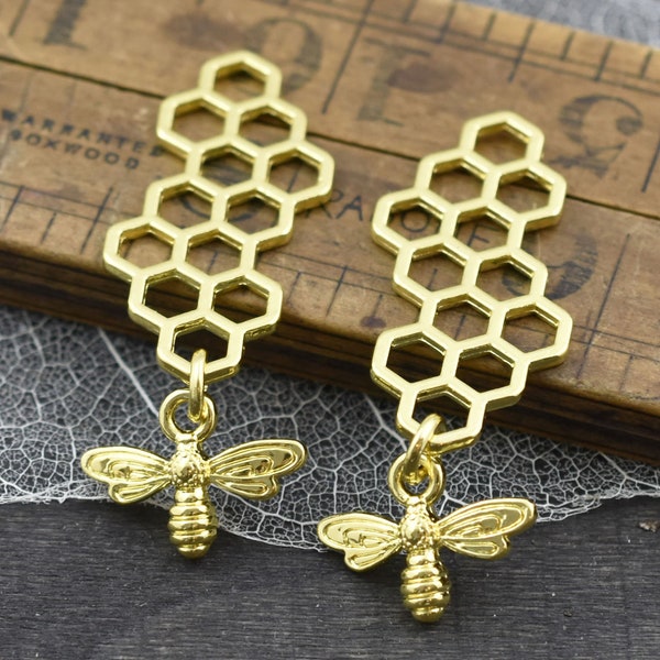 Metal Charms - Bee Charm - Gold Charms - Honeycomb Charm - 46x16mm - 10pcs - (5468)