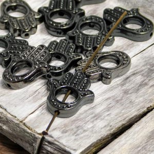 Hamsa Charm - Hamsa Hand - Hamsa Beads - Gunmetal Beads - Hamsa Bead Frame - Hand of Fatima - 10pcs - 16x13mm - (B858)