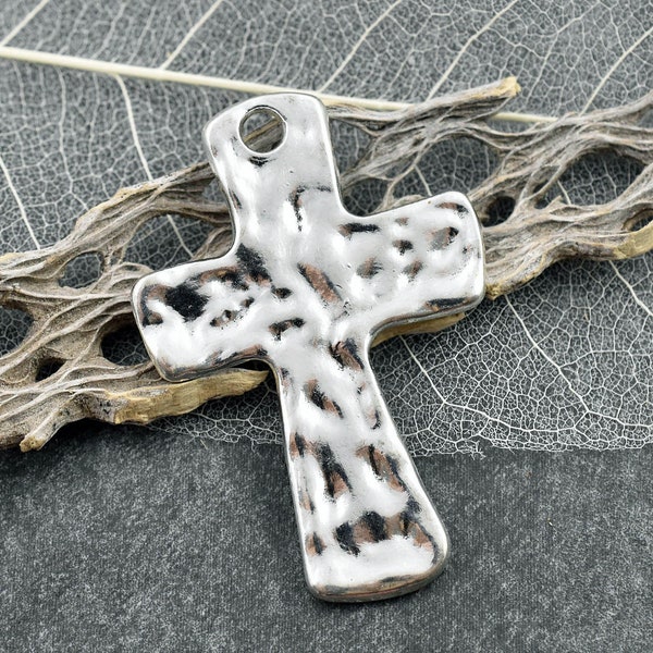 Cross Pendant - Religious Pendant - Metal Pendant - Hammered Cross - Silver Pendant - 45x31mm - 2pcs - (A179)