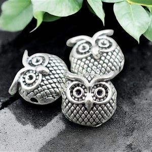 Metal Beads - Owl Beads - Antique Silver Beads - Owl Charm - 20pcs - 11mm - (228)