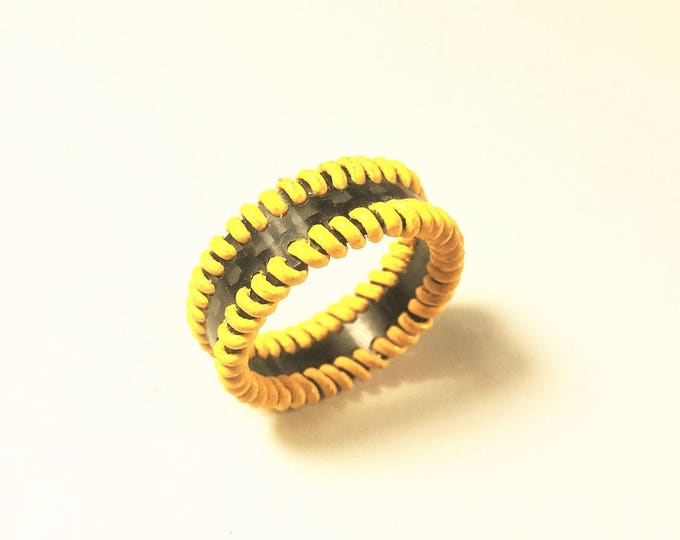 100% Carbon Fiber Ring Jewel Plain Wave and Glossy Finish Sizes Jewels with Leather Wire for Men Women Girl Boy