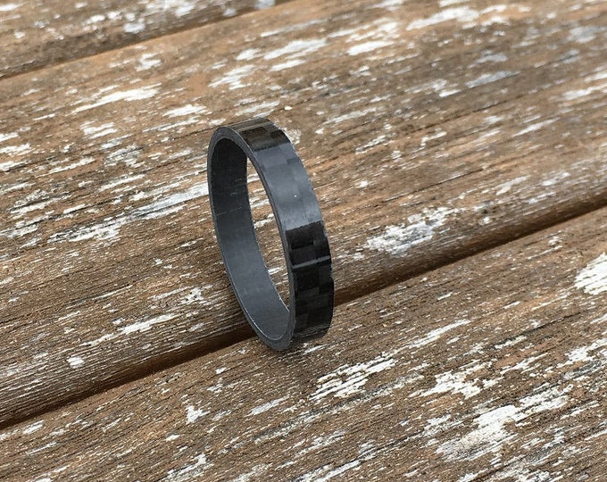 Motor Bykers Style Great Flat Ring for Men and Women on Real Carbon Fiber Jewel Plain Wave and Glossy Finish Sizes Jewels