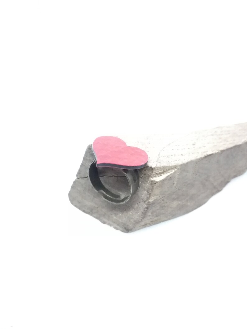 Carbon Fiber and Metal Heart Ring Size Adjustable