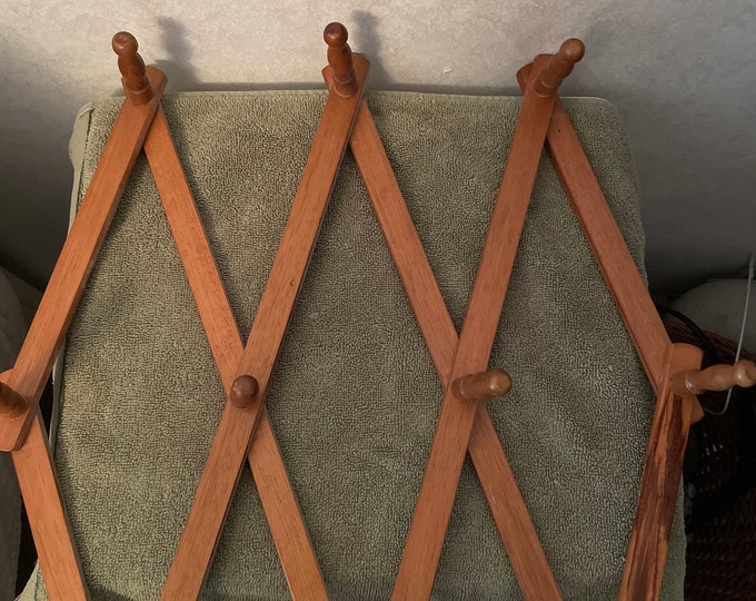 Wooden Accordion Peg Rack Etsy
