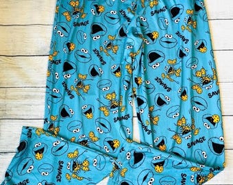Sesame Street Savage Cookie Monster Pajama Pants size L