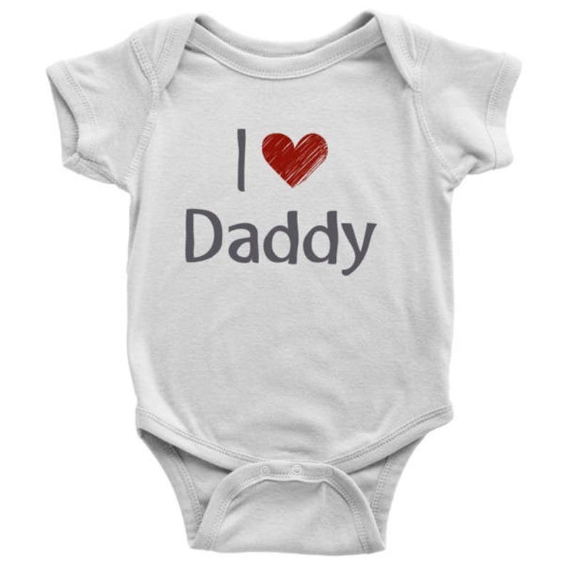 Baby Shower Gift Unisex Baby Clothes I Love Daddy Onesie I Love Daddy One Piece Body Suit Daddy Baby Onesie Baby Gift For New Dad Girls Clothing Clothing Mahilacollegekhagaul Com