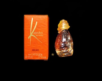Anuncio de kenzo monica hotsell