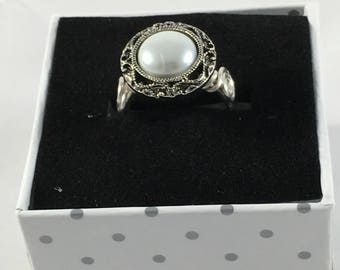 button ring