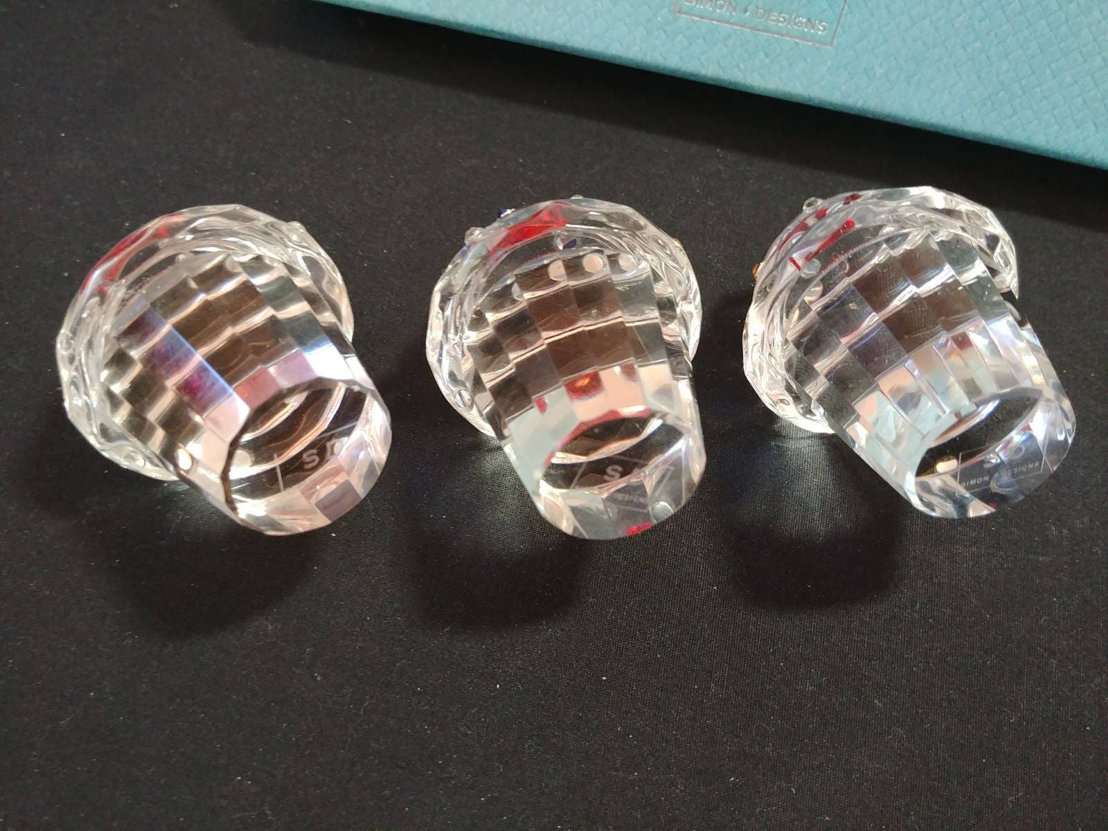 Simon Designs Faceted Crystal Cupcake Paperweight Rhinestones Cut 