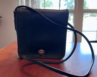 小物 Vintage Coach Navy Compact Clutch Rare COACH Vintage Convertible Clutch Navy/Black – Style Exchange