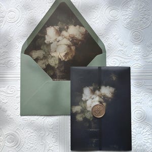 Alena | Florale Pergamentverpackungen für 5x7 Einladung und passenden Umschlag, Vintage Floral Pergamentverpackung, bedruckte Pergamentverpackung, Verpackung & Umschlag