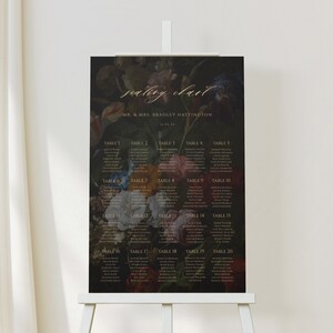 Lucia | Moody bloemen bruiloft zitplaatsen grafiek, kalligrafie bruiloft teken, bruiloft tafelplan, afdrukbare bruiloft borden, bruiloft zitplaatsen plan