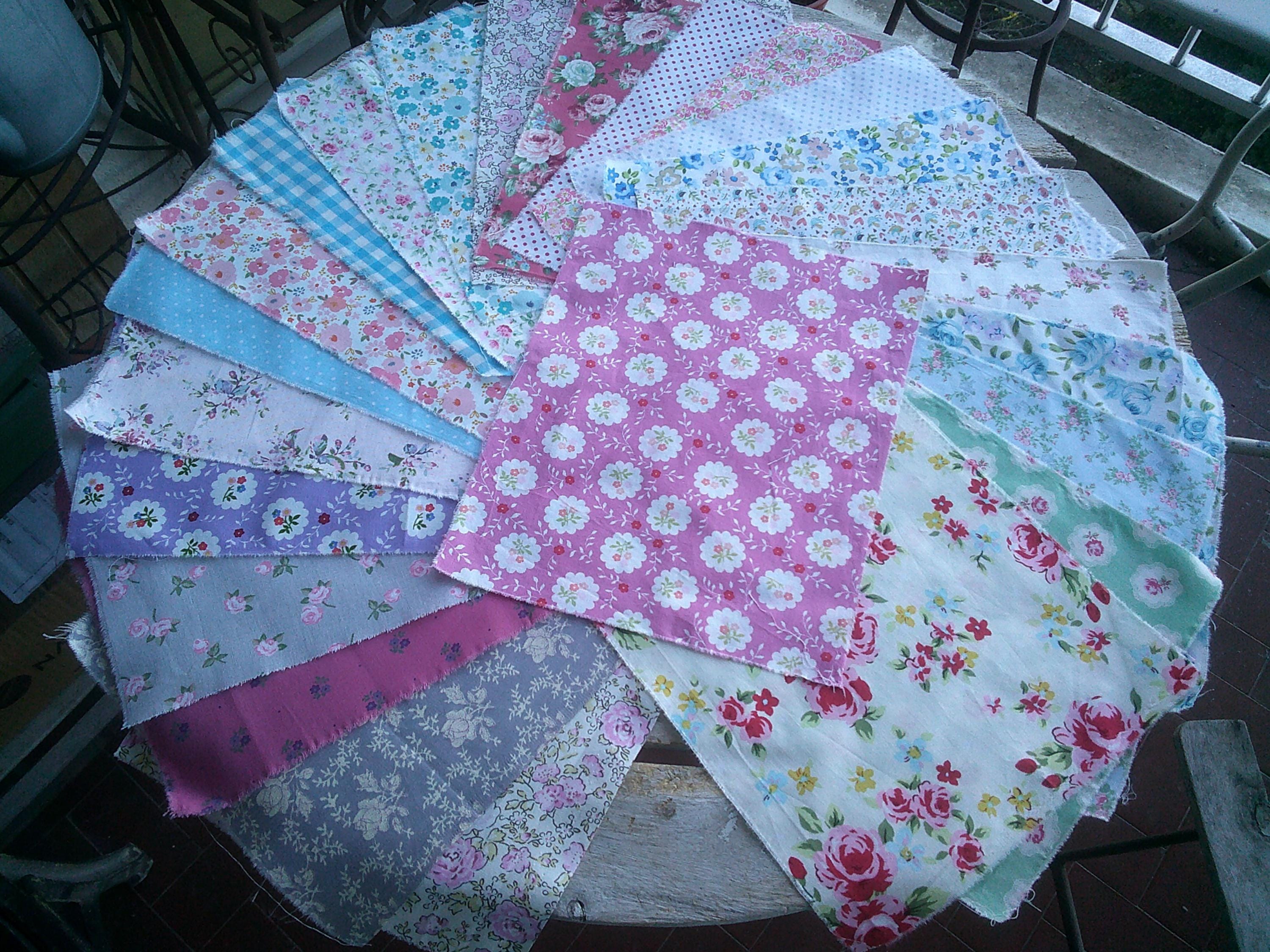 Coupon Tissu Liberty - Motif Petites Fleurs - 54x60 Cm - Coton - Multicolore - Neuf