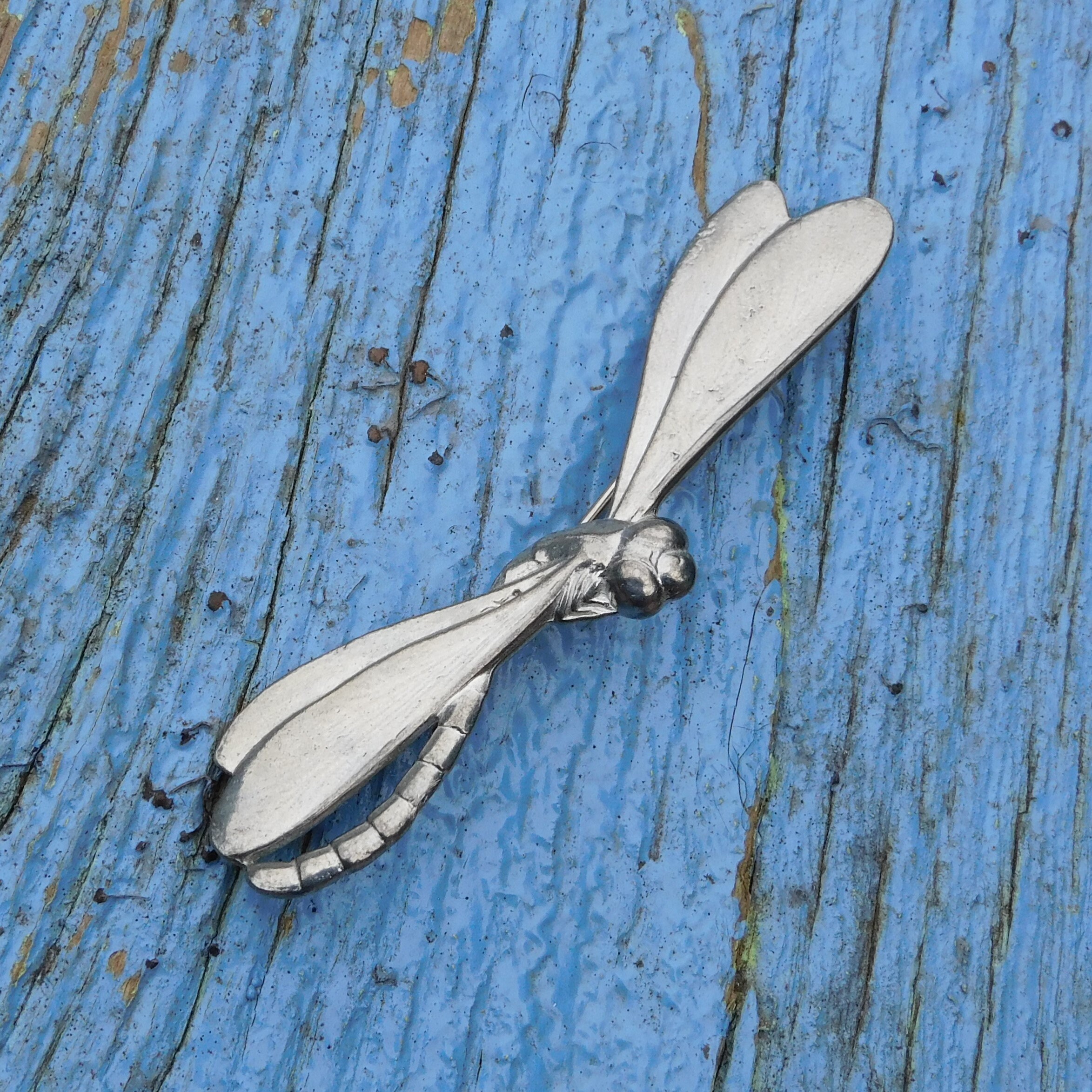 Broche Libellule En Étain - Bijou Artisanal Français William Sturt Les Etains De Jumilhac