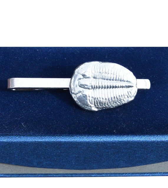 Pince à Cravate Avion DC3 - Fabrication Française En étain Par Les Étains De Jumilhac - Pièce Unique