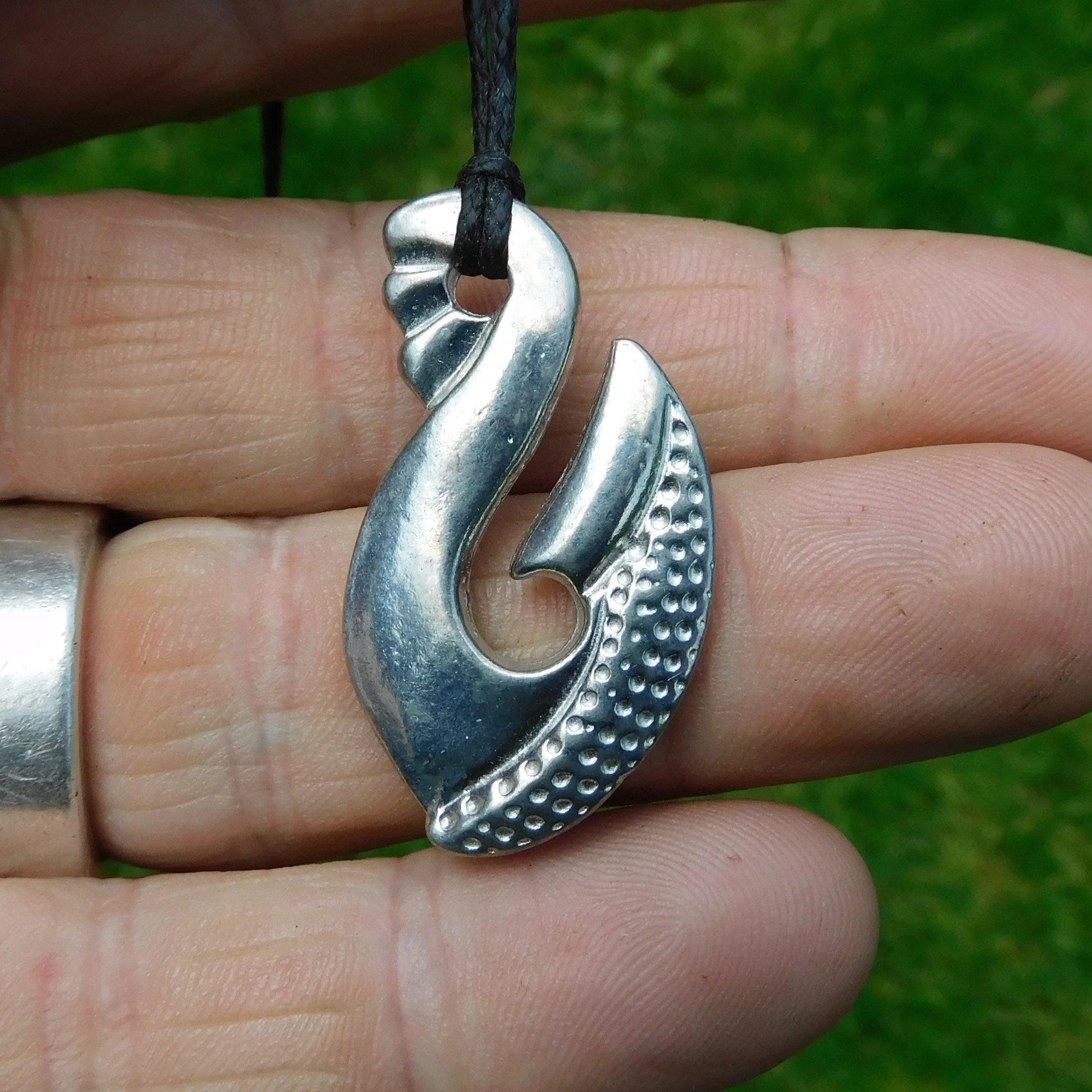 Maori Fish Hook Pendant: Handcrafted Pewter, Adjustable Cord