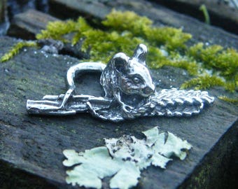 Field Mouse Figurine, Mouse Collectable, Mouse Totem, Handmade, in Fine Pewter, by William Sturt