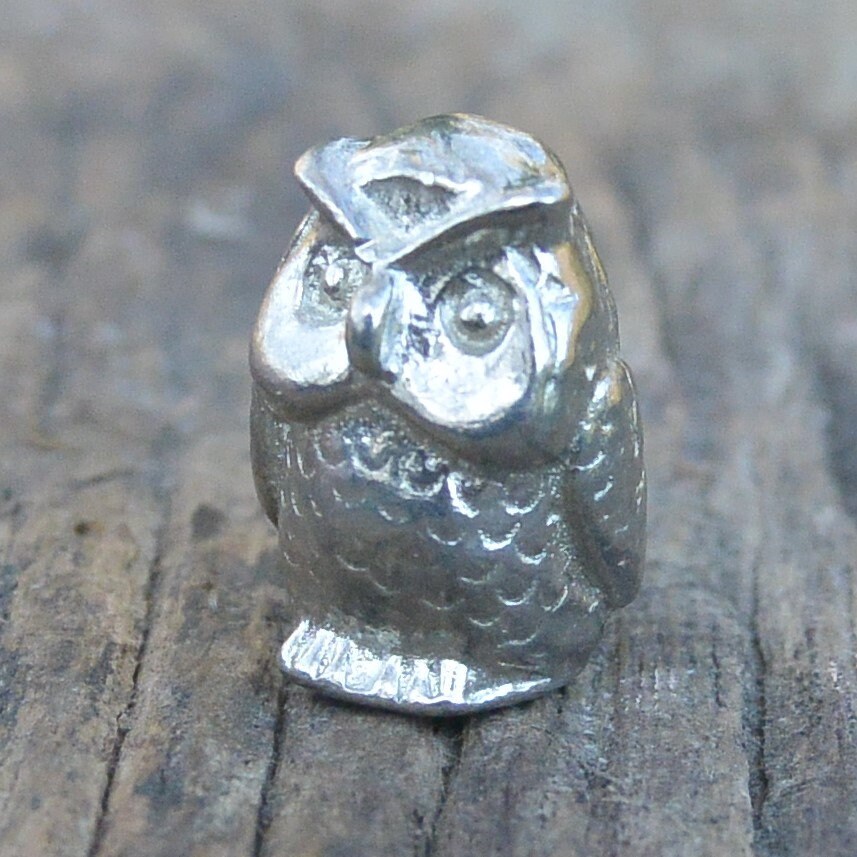 Figurine Hibou, Miniature Totem Figurine Chouette, Faite Main en Etain. Fabrication Française, Par L