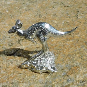 Kangaroo Figurine, Miniature Kangaroo, Kangaroo Totem, Handmade, Hand Crafted, Downunder, in Fine Pewter, by William Sturt