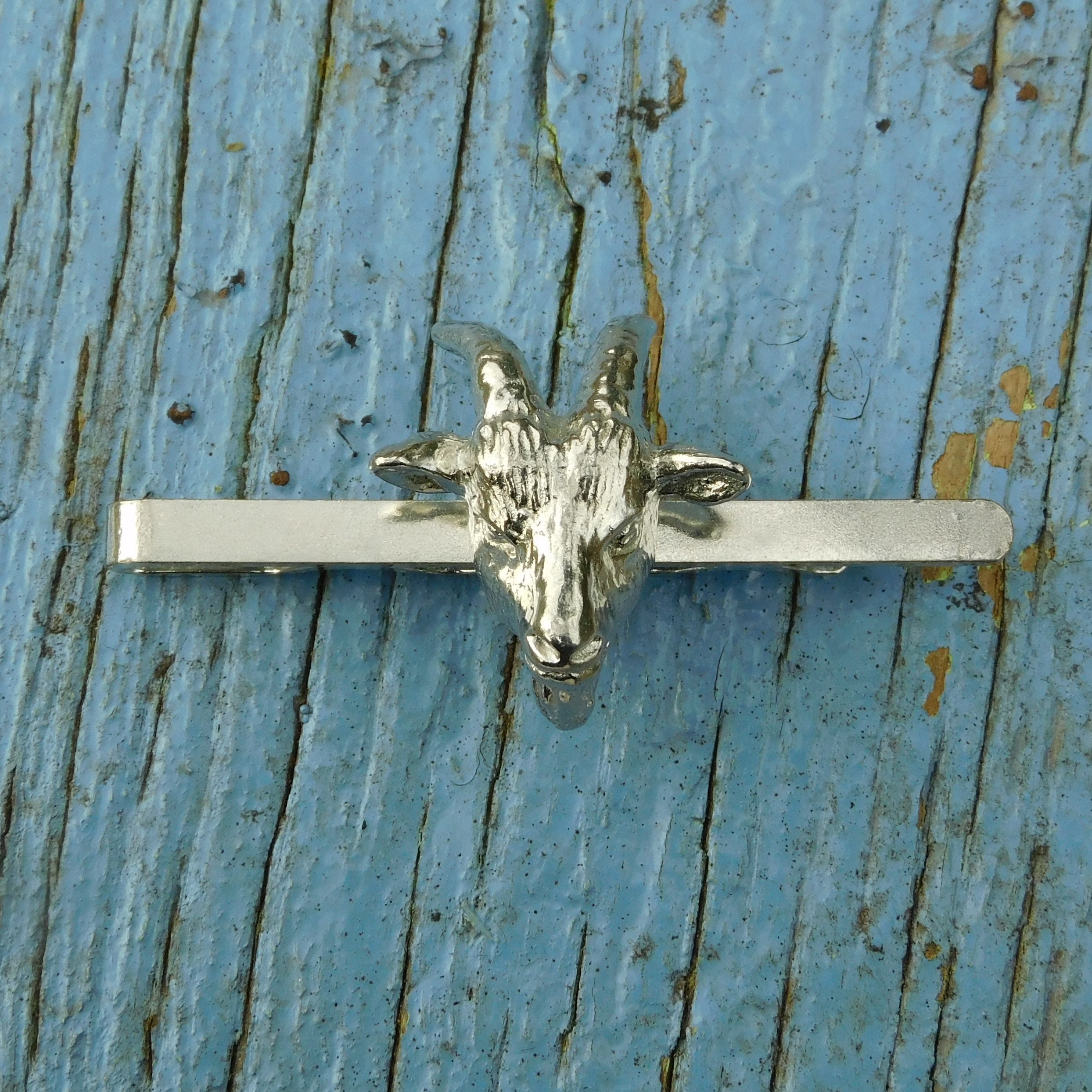 Pince à Cravate Ancre En étain - Fabrication Artisanale Française - Garantie à Vie - Par Les Étains De Jumilhac - Largeur 6 Cm