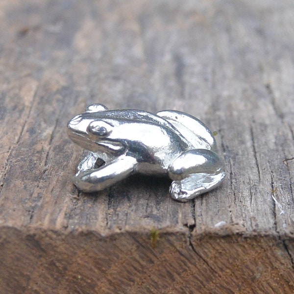 Frog Collectible - Etsy