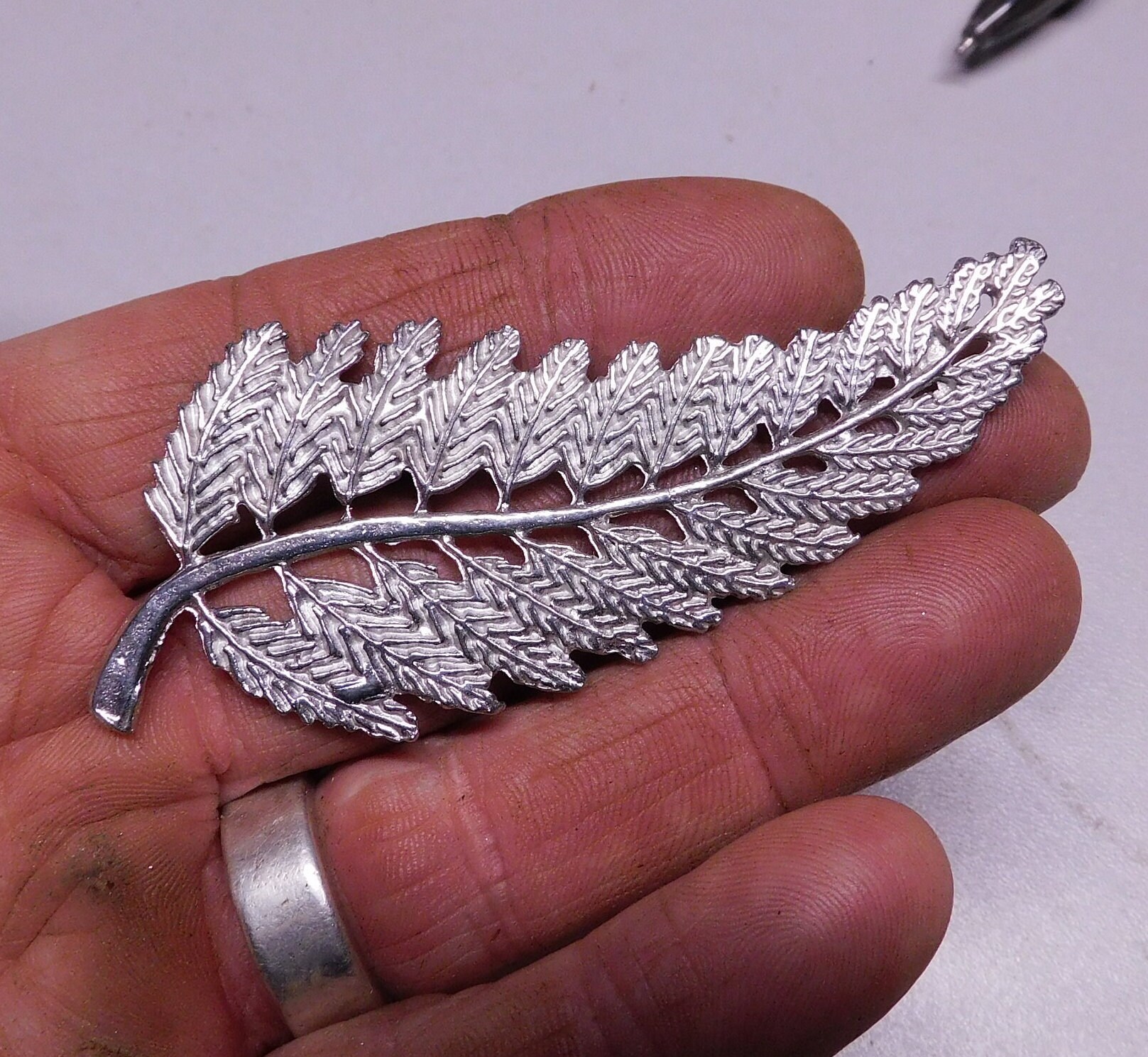 William Sturt Fine Pewter Fern Brooch - Handcrafted New Zealand Fern Jewelry, Lead-Free, Tarnish-Resistant