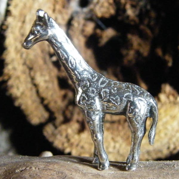 Pewter Giraffe Figurine, Collectible Giraffe, Giraffe Gift, Handcast, in Fine Pewter, By William Sturt