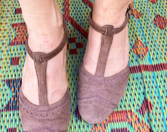 Faded mauve openwork nubuck leather salomés with small heel size 37 vintage 90s good condition retro style