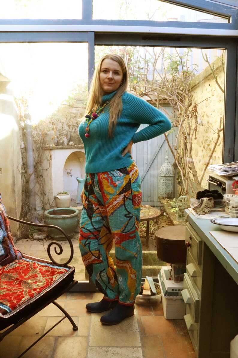 Kantha Patchwork Harembyxor, Boho Bomullsbyxor, Unisex Loungebyxor, Handgjorda Quiltade Bomullsbyxor, Festival Hippiekläder, En Storlek bild 6