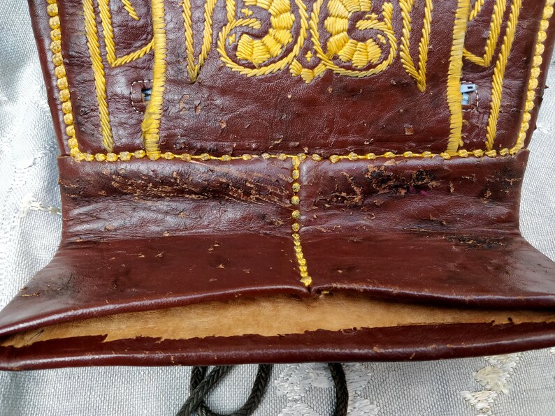 Sac à Main En Cuir Berbère Marocain Fait Main - Couleur Marron Et Blanc - Fermeture Zip - Style épaule - Neuf Sans étiquettes