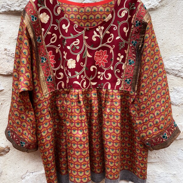 Tunique empiècement laine brodée étamine pure laine et galon indien manches longues chauve-souris tunique folk ethnique toutes saisons