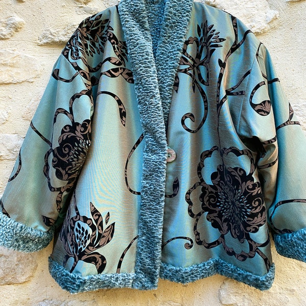 Veste kimono réversible tissu haute couture velours aspect astrakan céladon bouton bakélite 2 poches veste russe ottomane penny lane