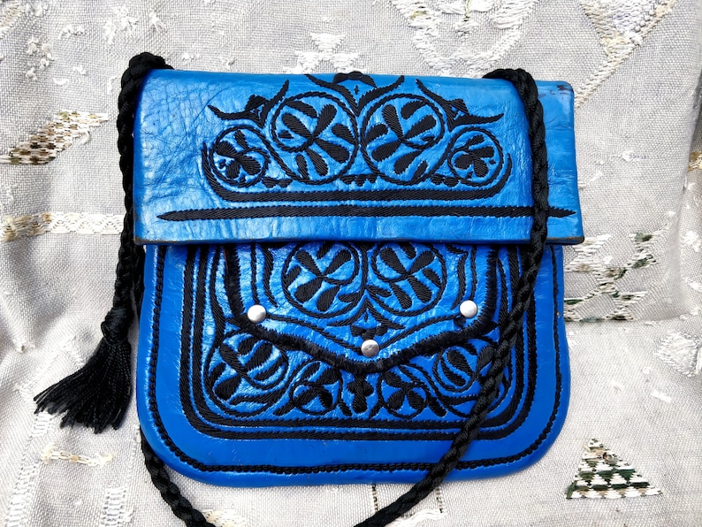 shoulder bag Berber bag in leather embroidered with cactus silk authentic CHOUKARA vintage 60s black-white Christmas gift handmade