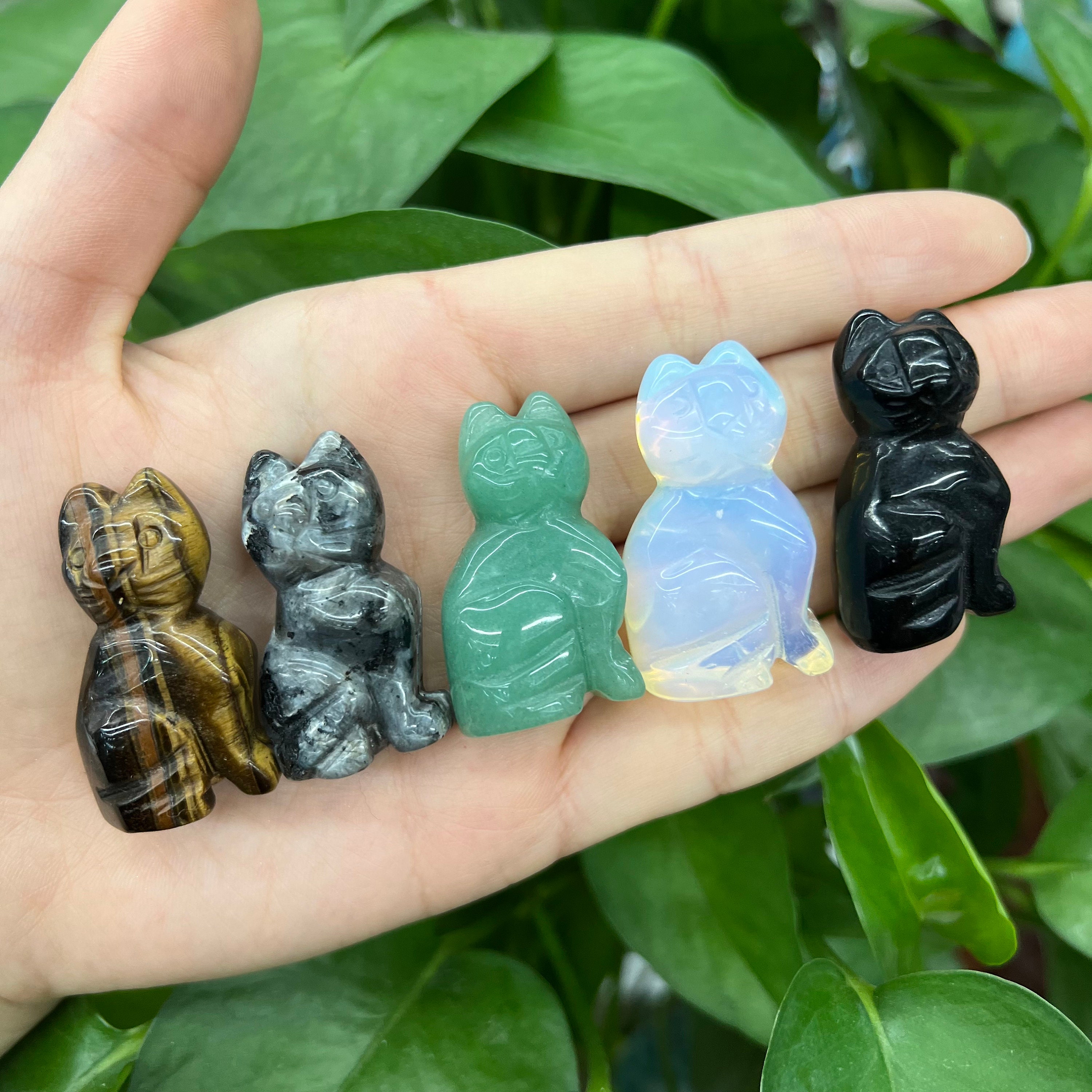 30mm Hand Carved Cat Figurine – Gemstone Crystal Animal Statue Home Decor