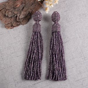 Pendientes de Borla Clara De Cuentas Púrpura, Pendientes Estilo Oscar de la Renta, Pendientes Borla Largos, Pendientes Declaración, Flecos Drop, Regalo