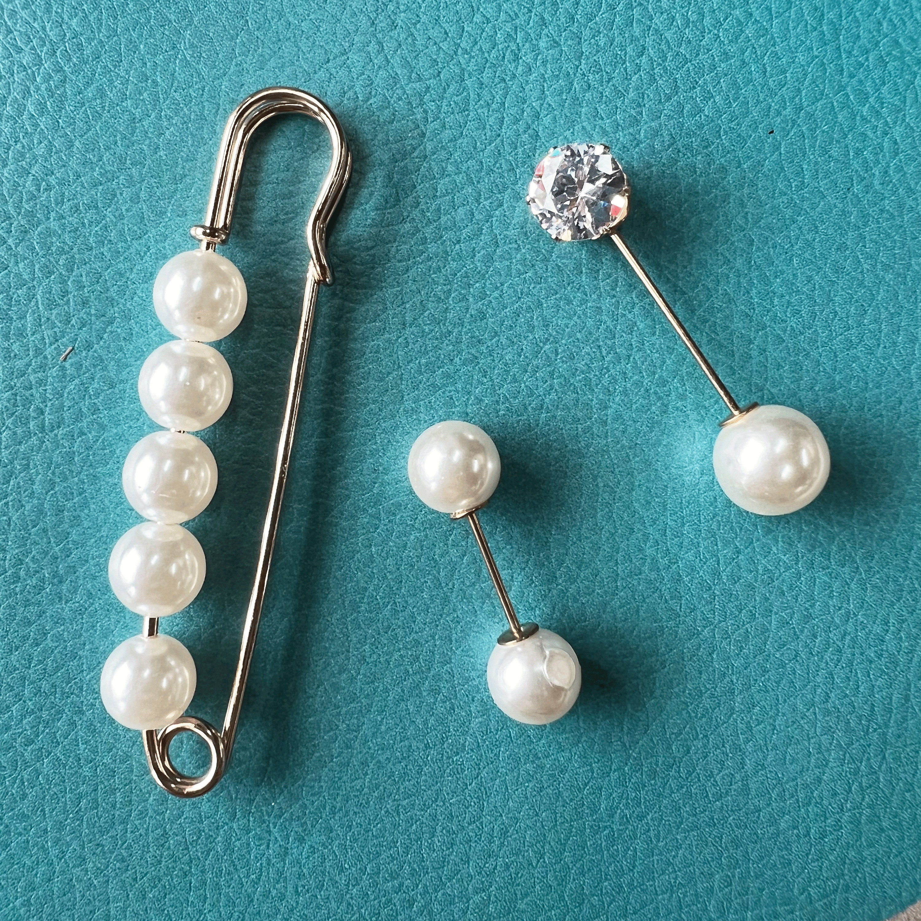 Safety Pins and Clips Set of 12 Hijab Accessories pearl and Rhinestone 