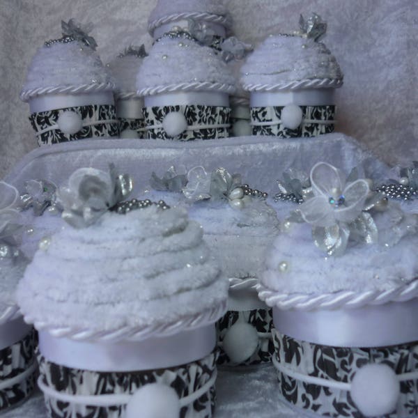 boîtes à dragées forme cupcakes gris blanc 30