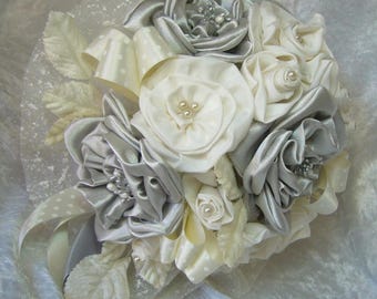 bouquet de mariée haute couture  gris perle et ivoire