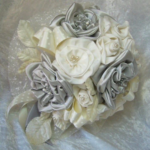 bouquet de mariée haute couture  gris perle et ivoire