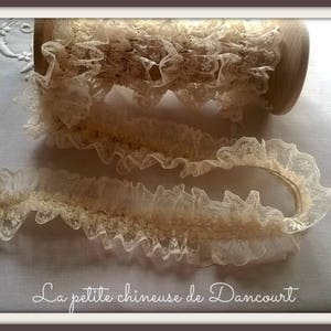 Dentelle Hortense écrue ou blanc Ecru