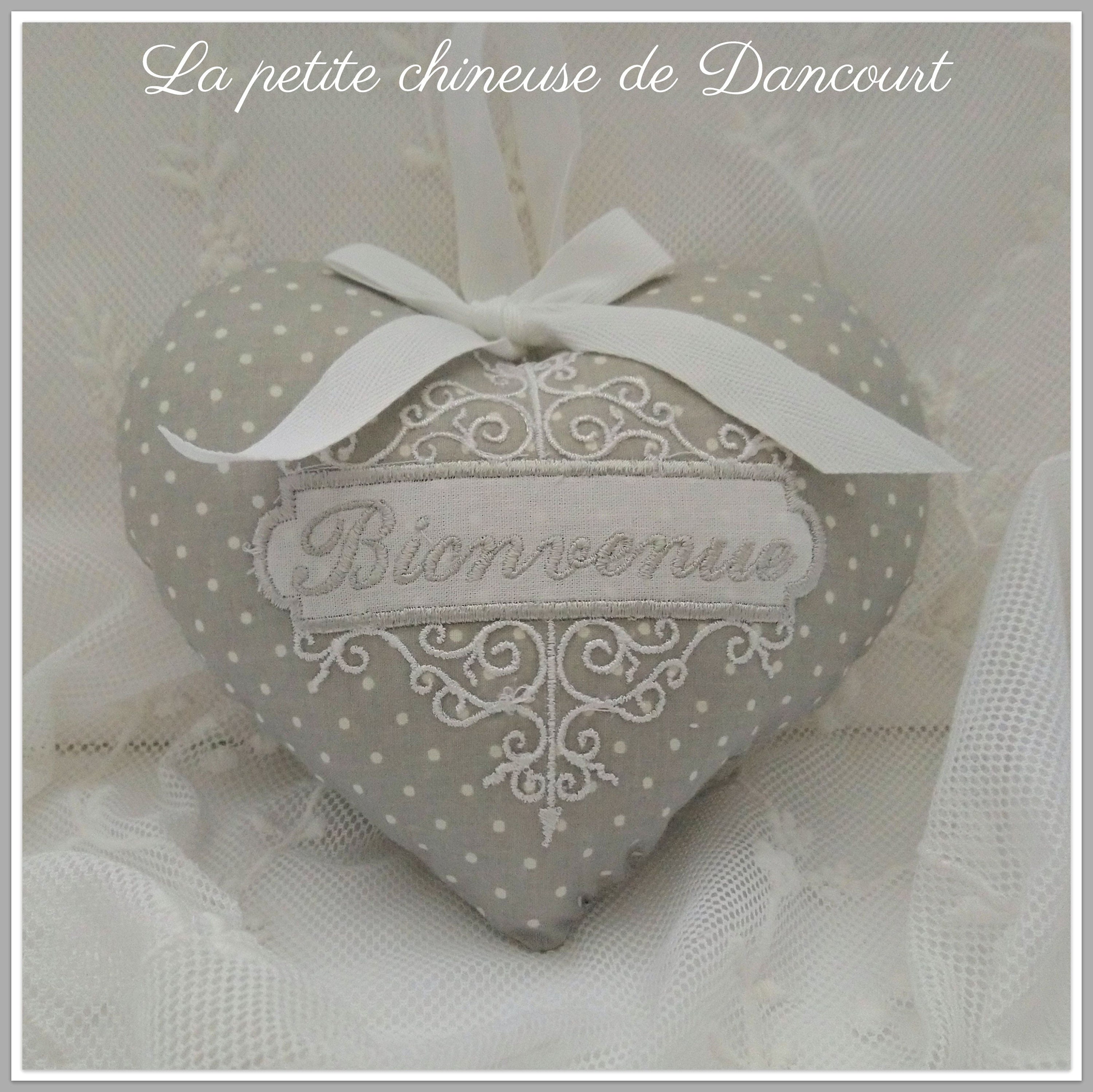 Coeur Bienvenue Brodé à Suspendre