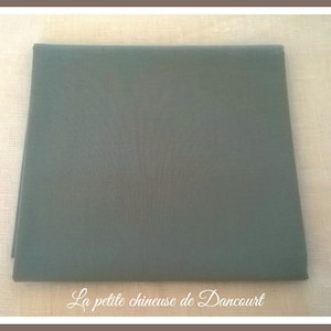 Mas d&#39;Ousvan plain fabric coupon