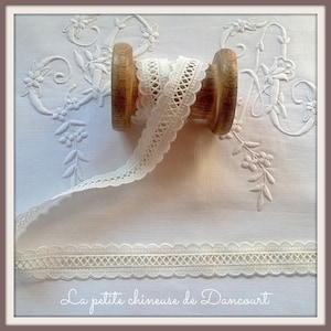 Ruban broderie Anglaise échelle  2cm