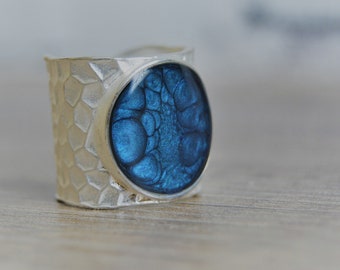 Large hammered ring Blue ring Blue silver ring Adjustable ring Open ring Ring topped blue ring