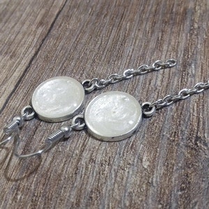 Small dangling chain earrings Minimalist white chain earrings image 1