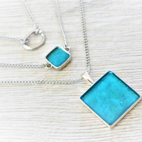 Collier 3 chaînes pendentif bleu turquoise océan Collier 3 rangs séparés supperposables bleu océan