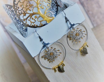 Bracciale rigido Fidia in oro giallo con smalti verdi - Asta Gioielli e Orologi - Maison Bibelot - Casa