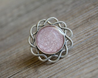 Pink silver ring Adjustable pink pearl ring Adjustable silver cabochon pink powder ring Pink old flower ring
