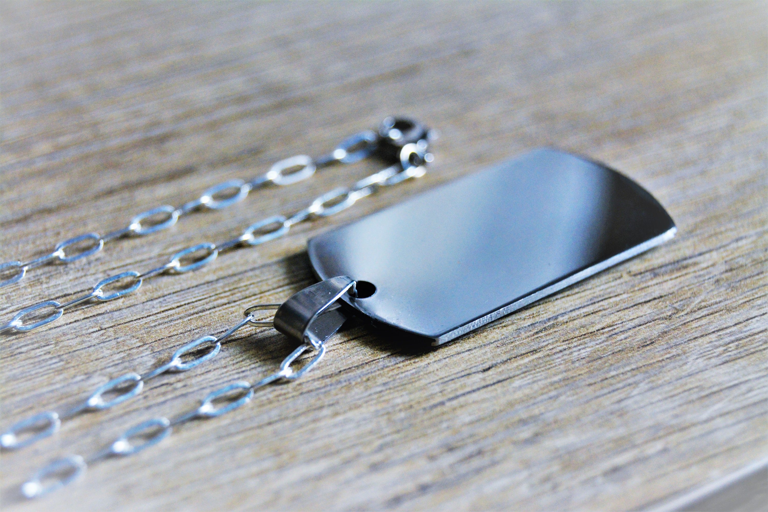 Cadena de placa militar negro personalizada collar para hombre colgante de  soldado militar de EE. UU. grabado de texto de acero inoxidable -   España