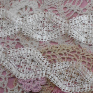 Dentelle blanc écru, dentelle polyester, shabby chic, mariage, lingerie, couture, mariage, baptême, dentelle au mètre, 3,00 cm de largeur.